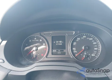 2016 Audi Q3 2.0T Premium Plus z USA, uszkodzony, nr VIN WA1GFCFSXGR008677